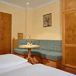 Edelweiss Hotel 3*