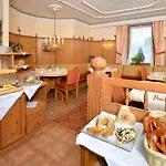 Hotel Edelweiss