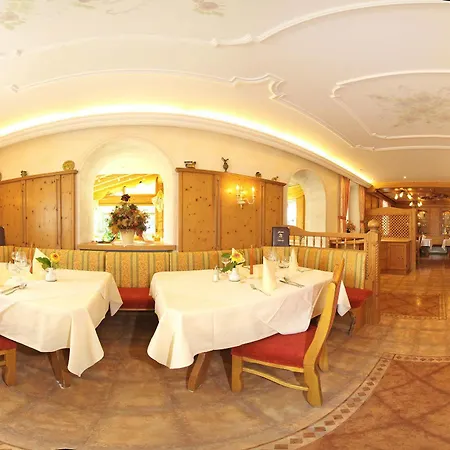 Edelweiss Garni Hotel Reit im Winkl