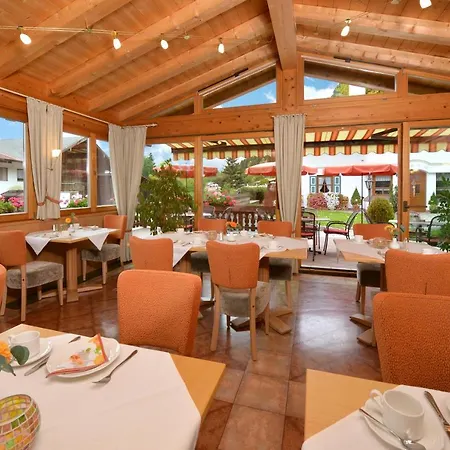 Edelweiss Garni 3* Reit im Winkl