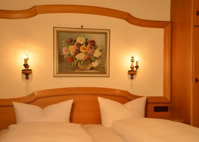 Edelweiss Hotel 3*